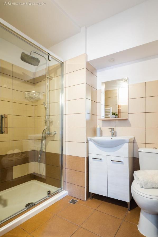 Long Street Suites براشوف المظهر الخارجي الصورة